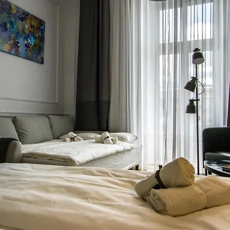Wilson's Andrassy Avenue Budapest