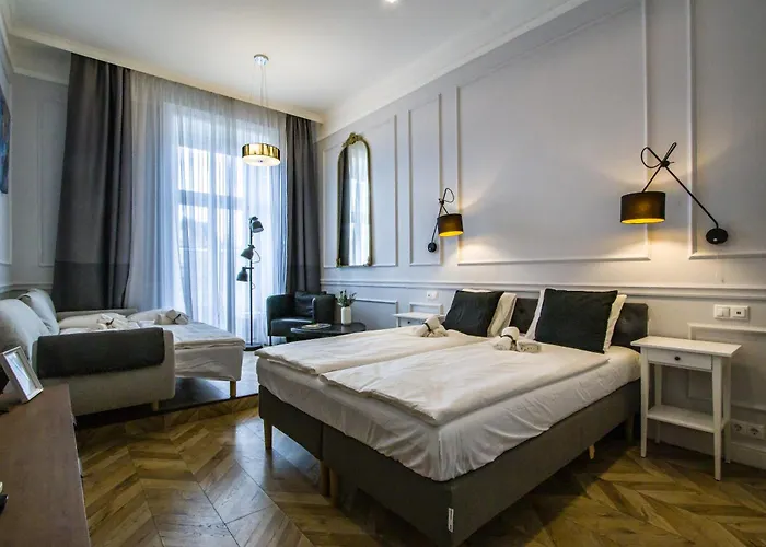 Wilson's Andrassy Avenue *