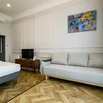 Apartament Wilson's Andrassy Avenue